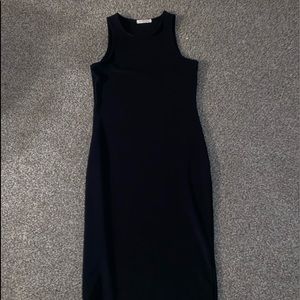 Ribbed black midi dress